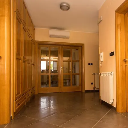 Zuccon Villa *